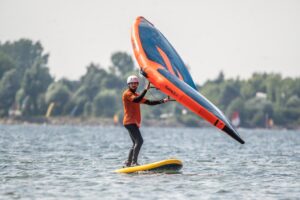 Wingfoiling Wingsurfen auf Fehmarn Schnupperkurs