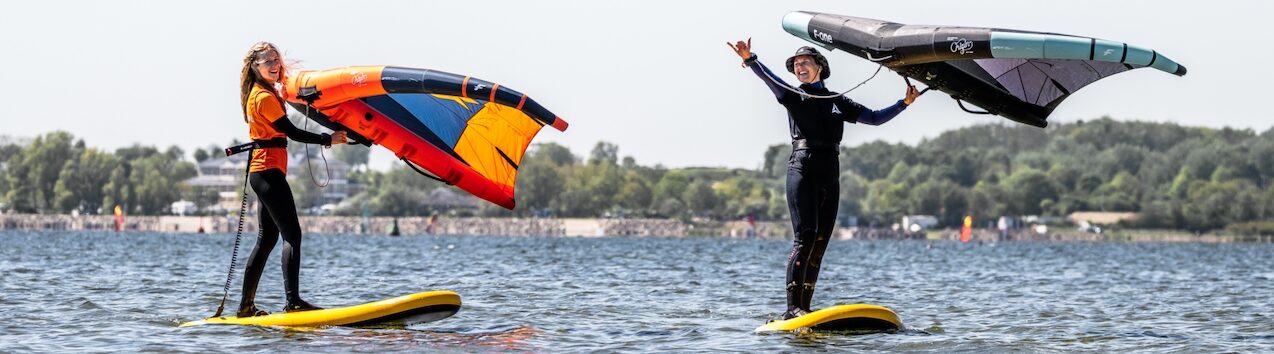 Wingfoil Girlscamp Fehmarn Partnerfoto Wingfoilen